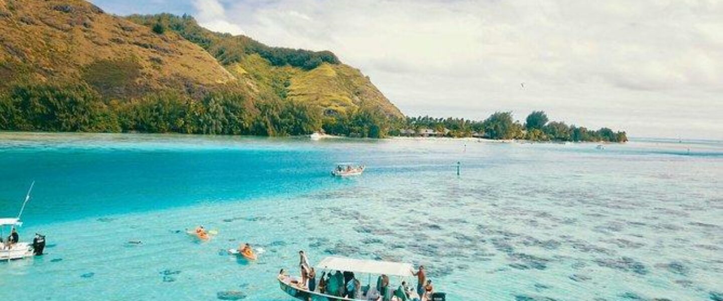 Tahiti Lagoon Morning – French Polynesia Family Adventure